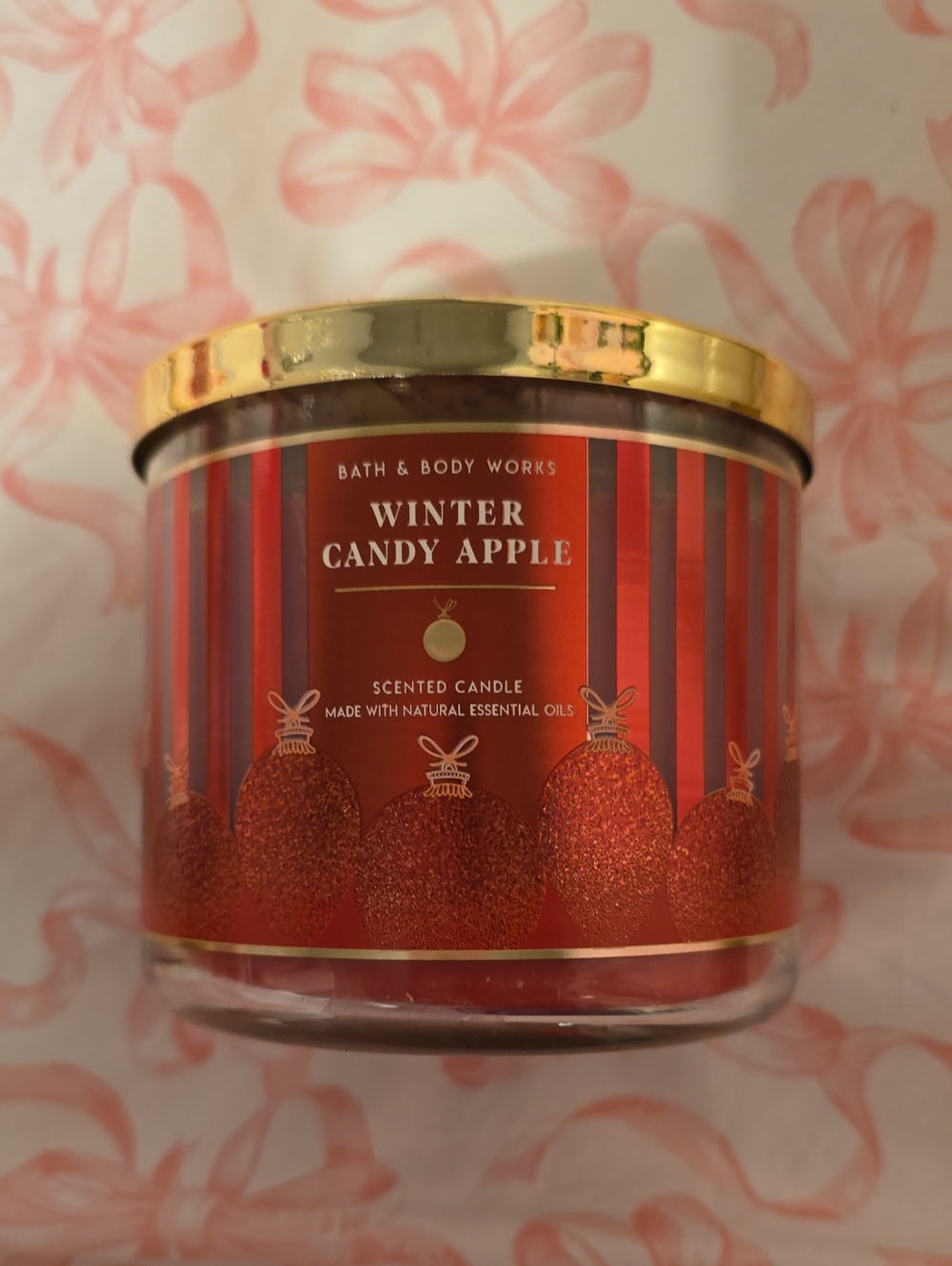 BNWT Bath And Body Works Winter Candle Apple 3 Wick Candle
